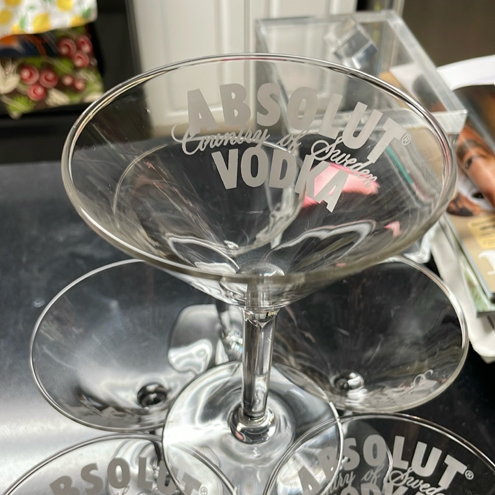 🍸 Martini Glasses…
